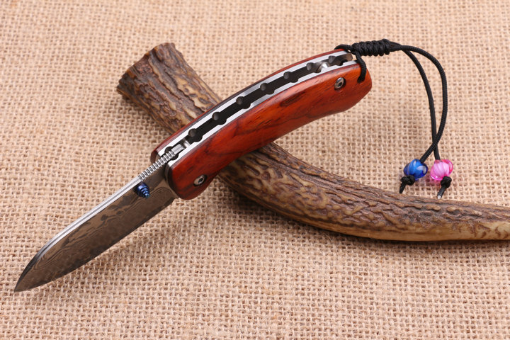 Maple Leaf VG10 Damascus steel folding pocket knife UD404704